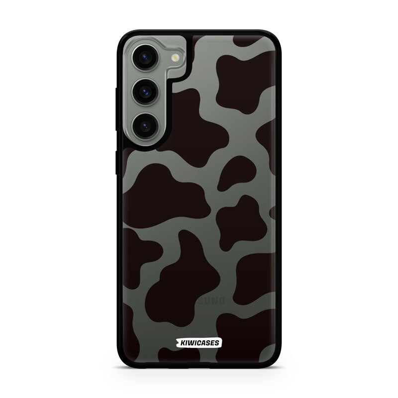 Cow Print in Black - Galaxy S24 Plus